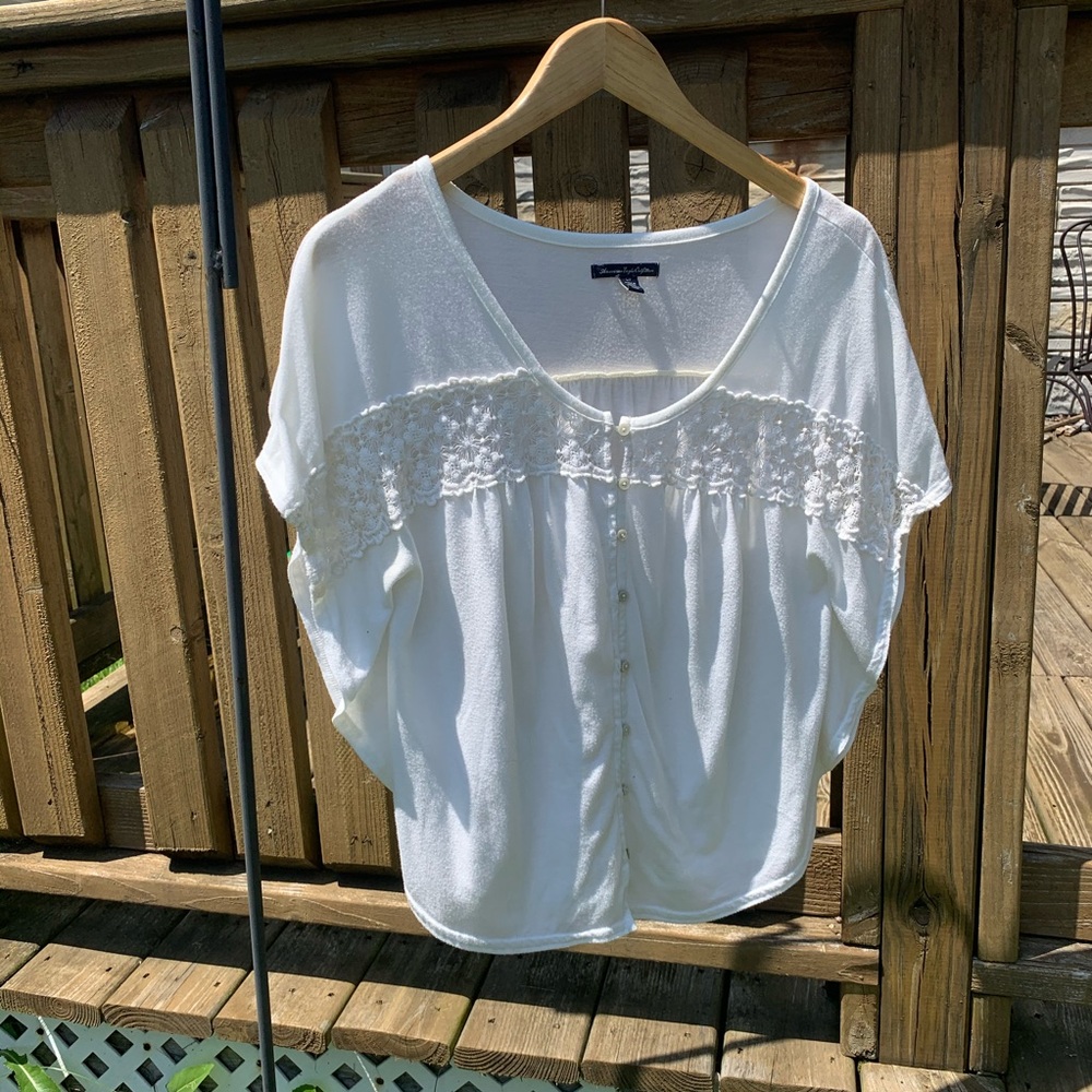 Flutter Sleeve Lace Top